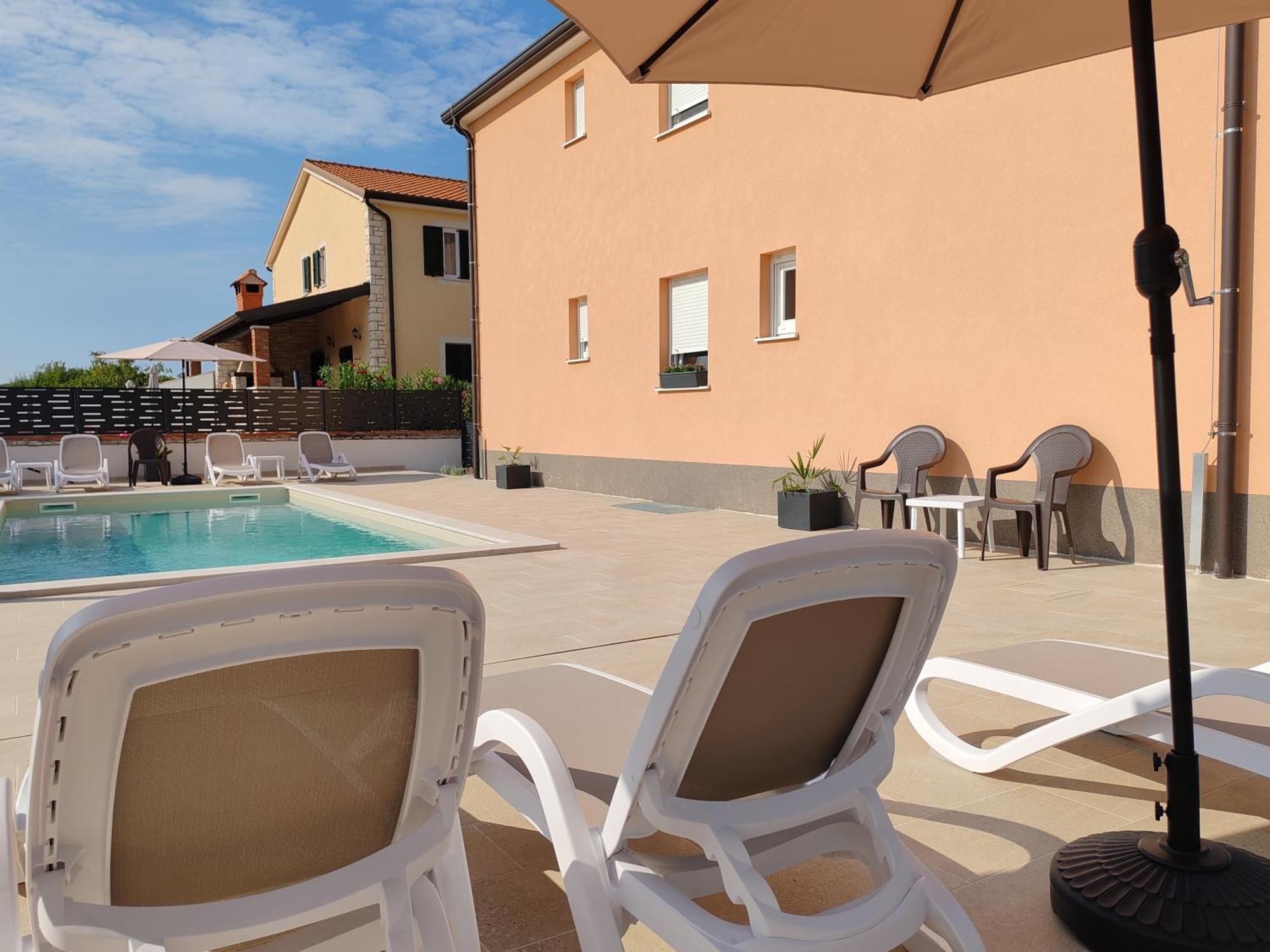 Apartments Oleander Lovrecica-Residence With Pool Екстер'єр фото