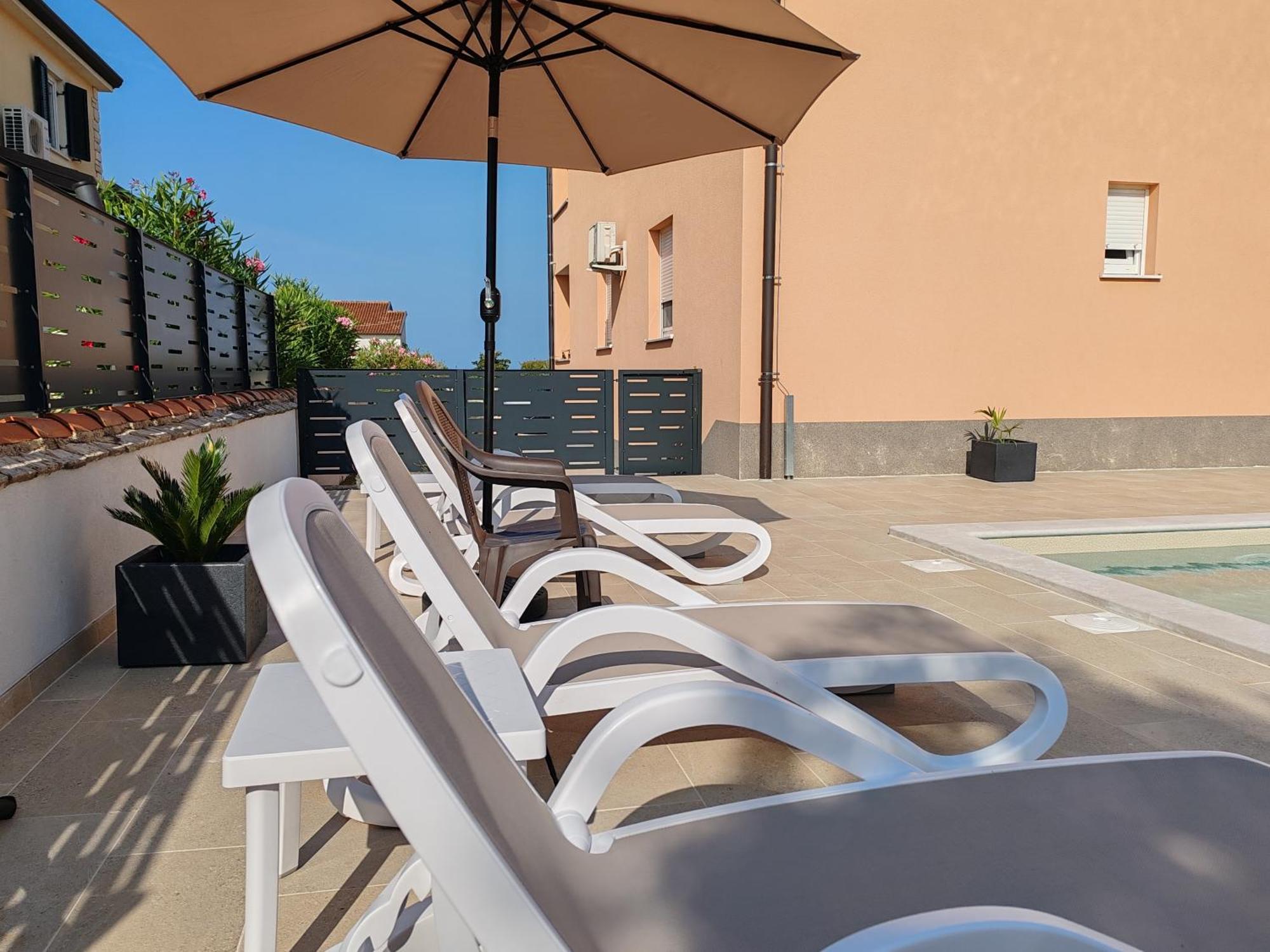 Apartments Oleander Lovrecica-Residence With Pool Екстер'єр фото